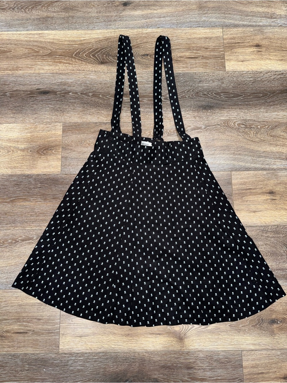 NWT🖤Unique Vintage 60s Black Crossbones Print Suspender Ruth Flare Skirt Large - Picture 10 of 15